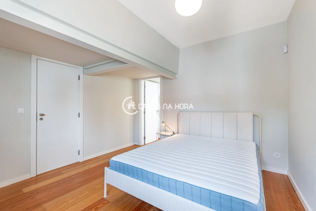 Moradia T6 para Arrendamento em Carcavelos e Parede Foto 17