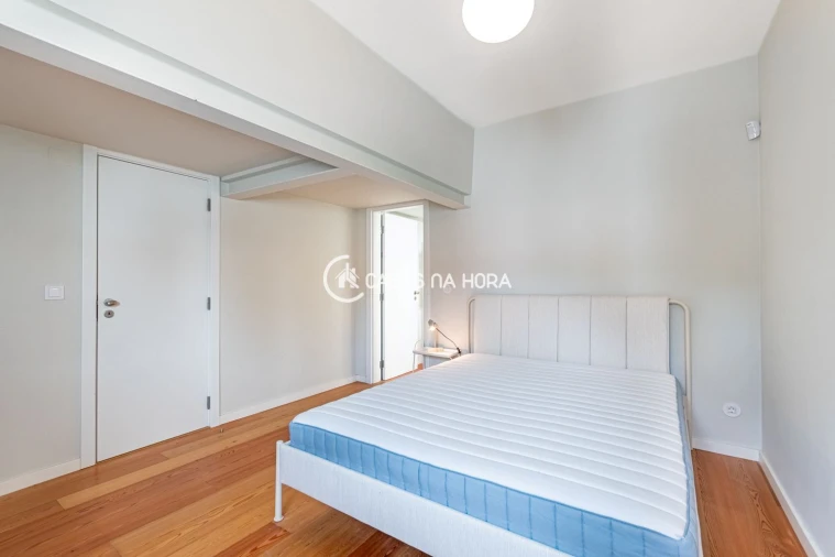 Moradia T6 para Arrendamento em Carcavelos e Parede Foto 17