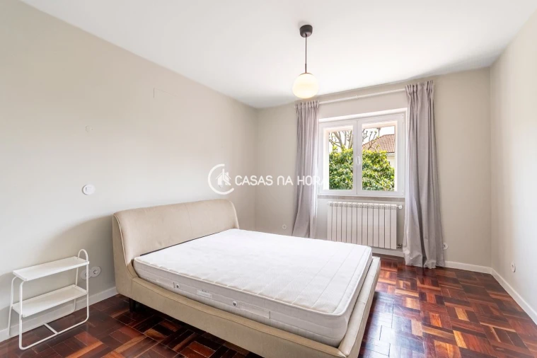 Moradia T6 para Arrendamento em Carcavelos e Parede Foto 16