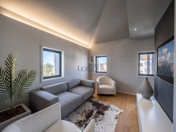 Moradia T2 para Venda em Melres e Medas