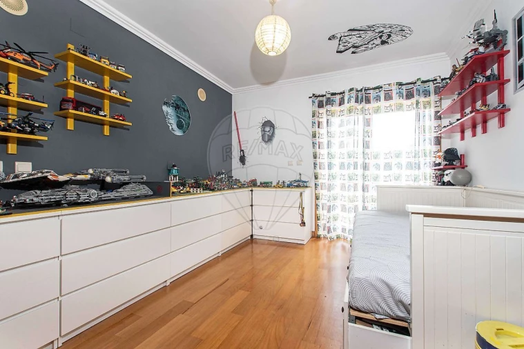 Apartamento T2 para Venda em São Domingos de Rana Foto 16