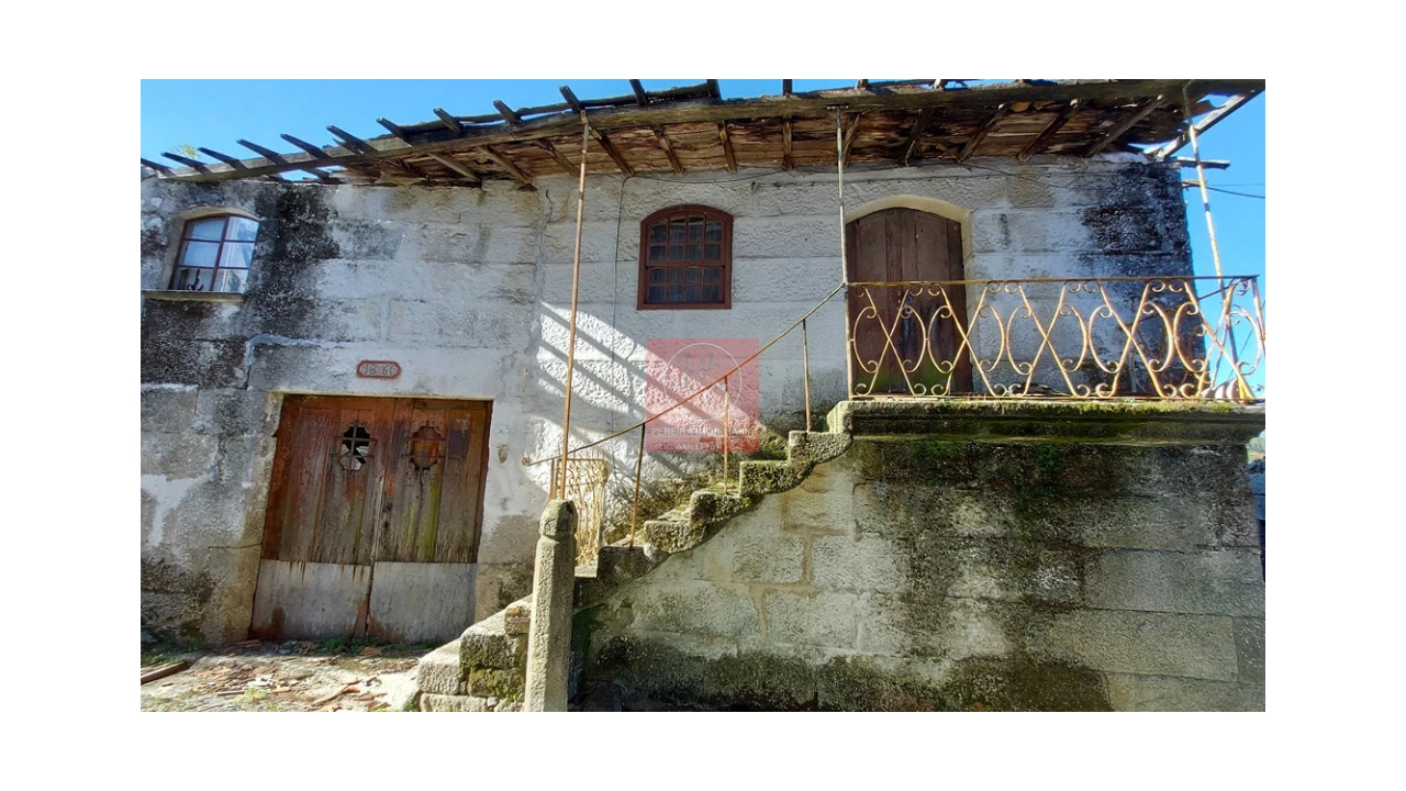 Moradia T3 para Venda em Ruivães e Campos Foto 1