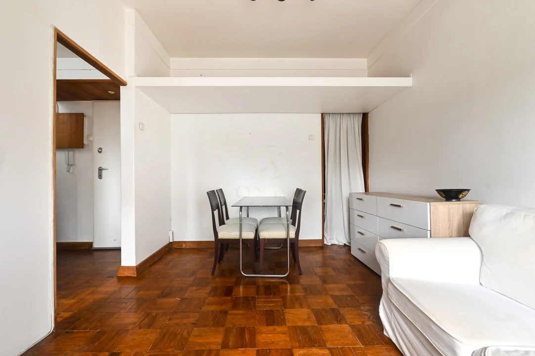 Apartamento T1 para Venda em Campolide Foto 4