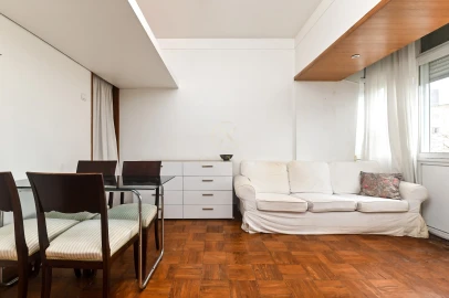 Apartamento T1 para Venda em Campolide