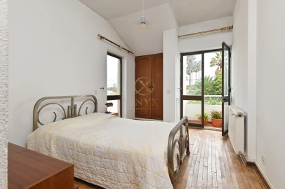 Moradia T7 para Venda em Cascais e Estoril