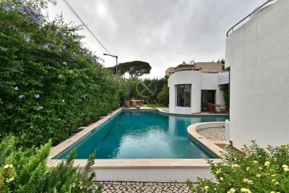 Moradia T7 para Venda em Cascais e Estoril