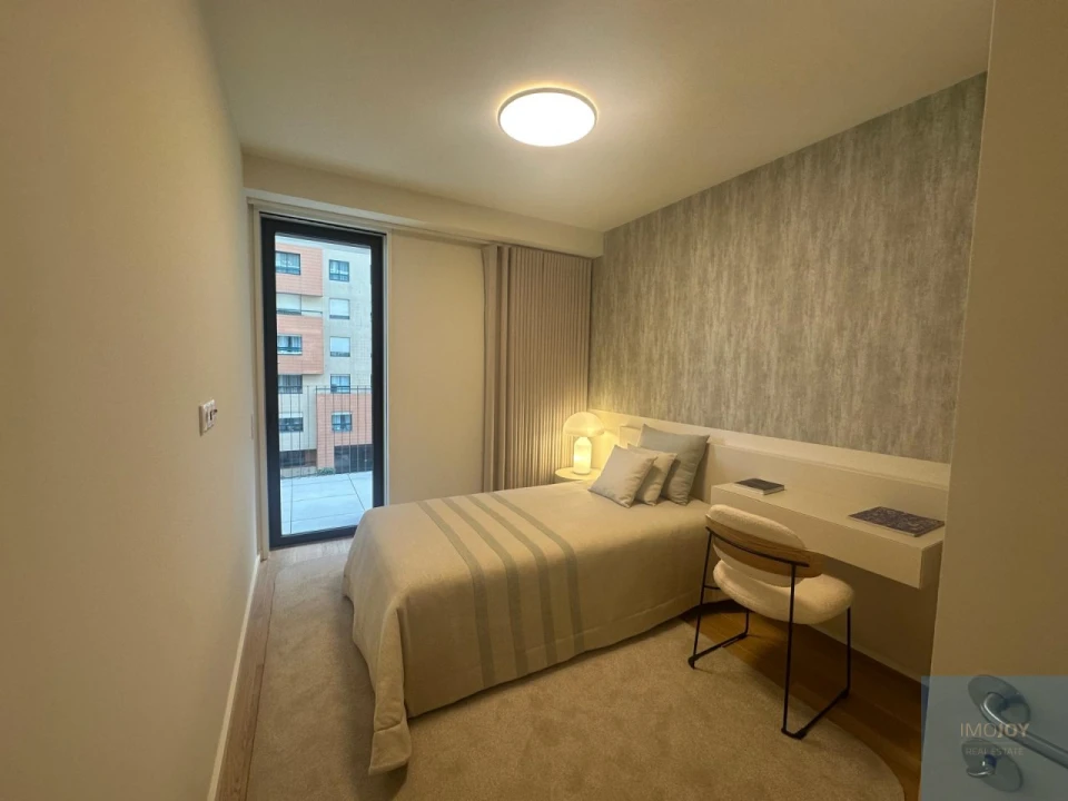 Apartamento T1 para Venda em Santa Marinha e São Pedro da Afurada Foto 2