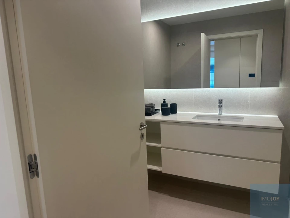 Apartamento T1 para Venda em Santa Marinha e São Pedro da Afurada Foto 7