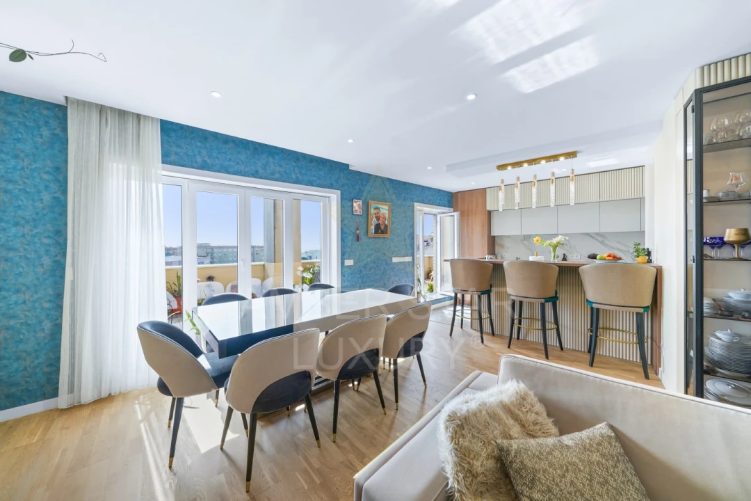 Apartamento T4 para Venda em Arcozelo Foto 8