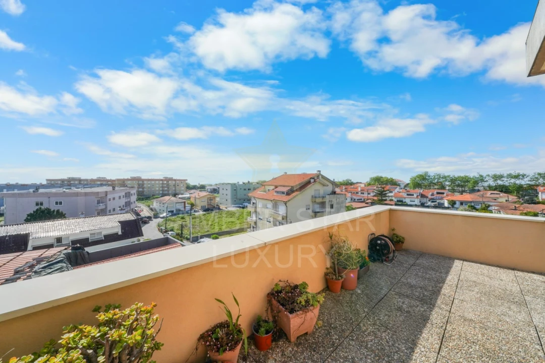 Apartamento T4 para Venda em Arcozelo Foto 20