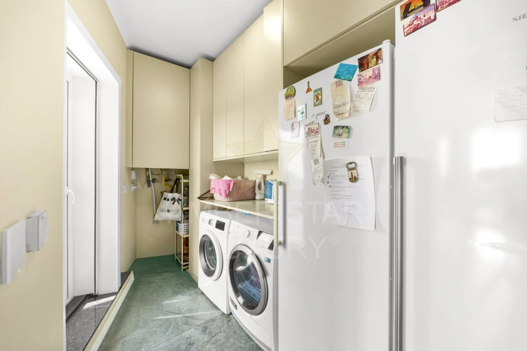 Apartamento T4 para Venda em Arcozelo Foto 23