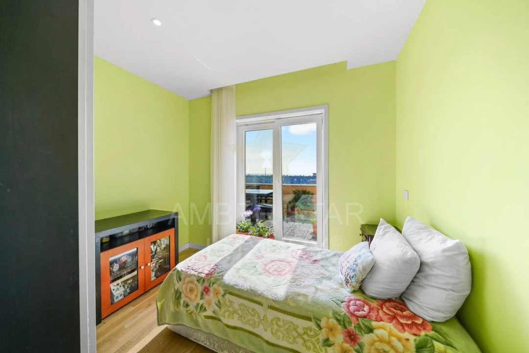 Apartamento T4 para Venda em Arcozelo Foto 35