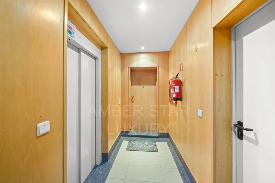 Apartamento T4 para Venda em Arcozelo Foto 46