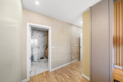 Apartamento T4 para Venda em Arcozelo