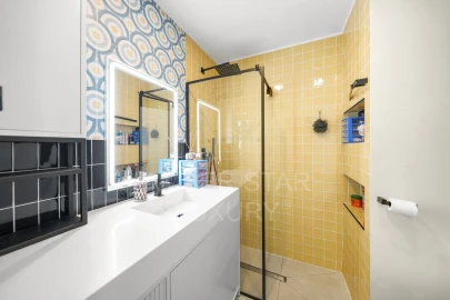 Apartamento T4 para Venda em Arcozelo