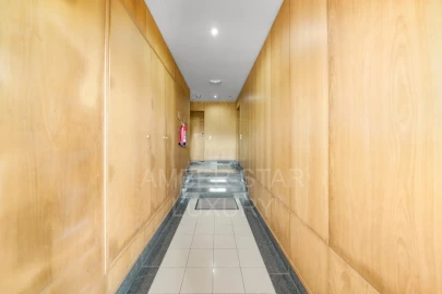 Apartamento T4 para Venda em Arcozelo