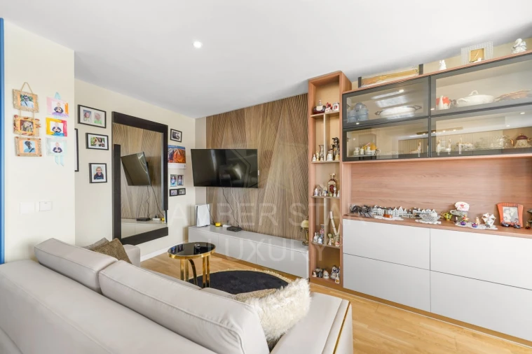 Apartamento T4 para Venda em Arcozelo Foto 7