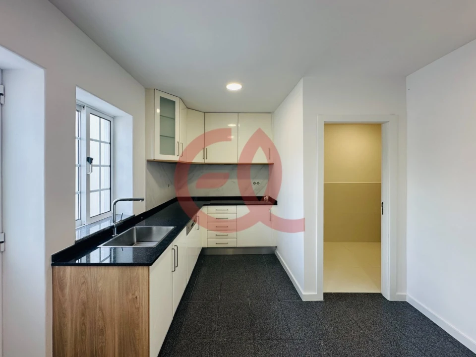 Moradia T2 para Venda em Darque Foto 8