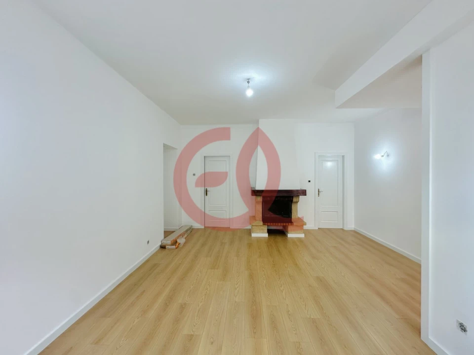 Moradia T2 para Venda em Darque Foto 29