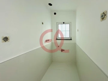 Moradia T2 para Venda em Darque