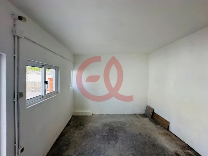 Moradia T2 para Venda em Darque Foto 31