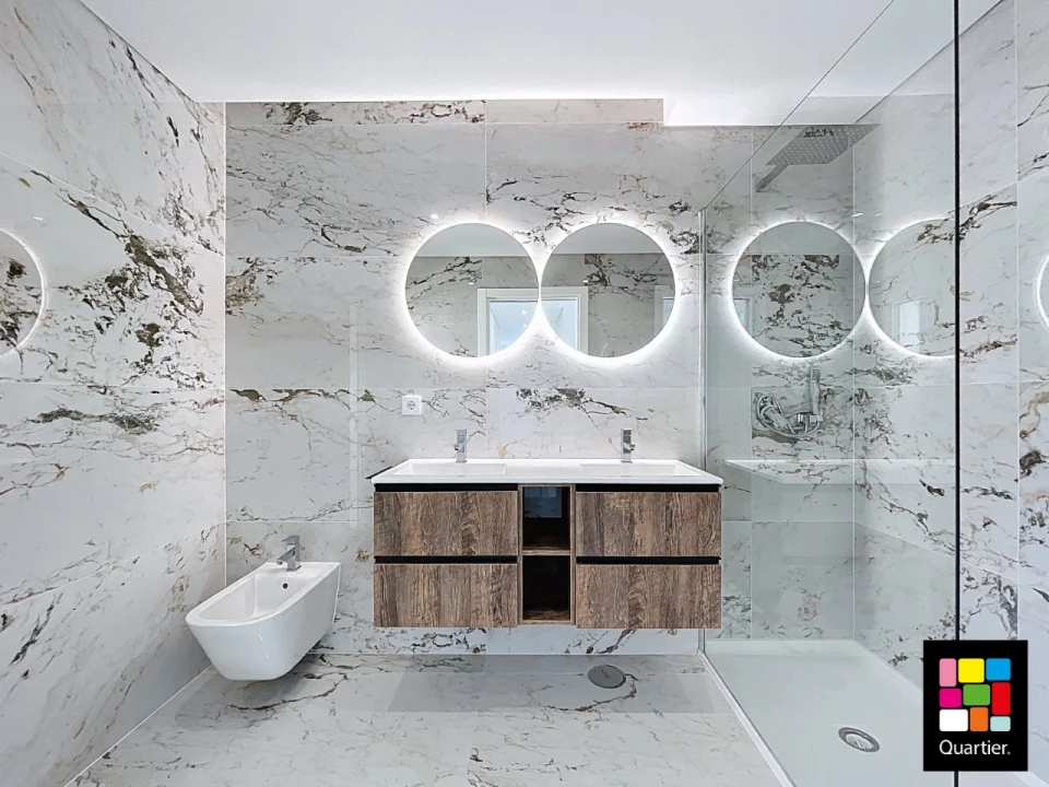 Moradia T4 para Venda em Corroios Foto 16