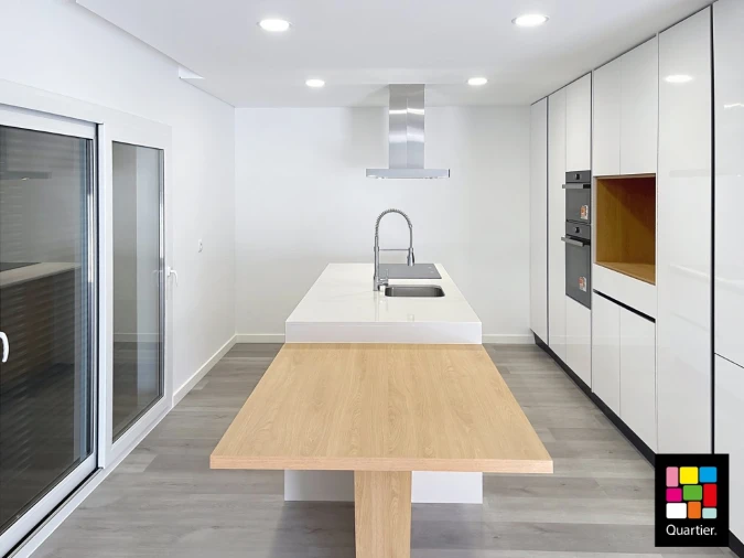 Moradia T4 para Venda em Corroios Foto 5