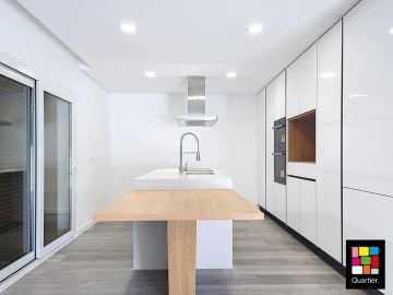 Moradia T4 para Venda em Charneca de Caparica e Sobreda