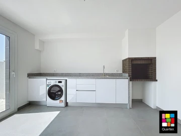 Moradia T4 para Venda em Charneca de Caparica e Sobreda