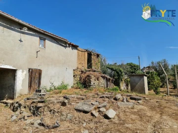 Quinta T3 para Venda em Cernache do Bonjardim, Nesperal e Palhais