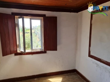 Quinta T3 para Venda em Cernache do Bonjardim, Nesperal e Palhais