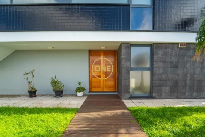 Moradia T5 para Venda em Rosto do Cão (São Roque)