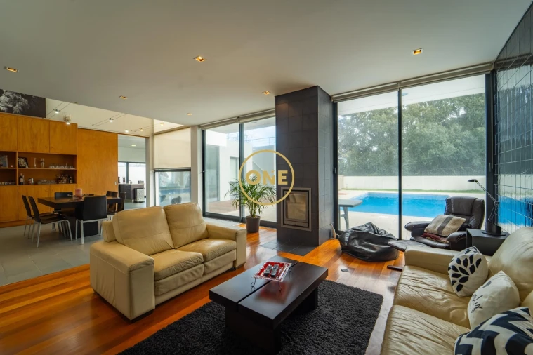 Moradia T5 para Venda em Rosto do Cão (São Roque) Foto 8