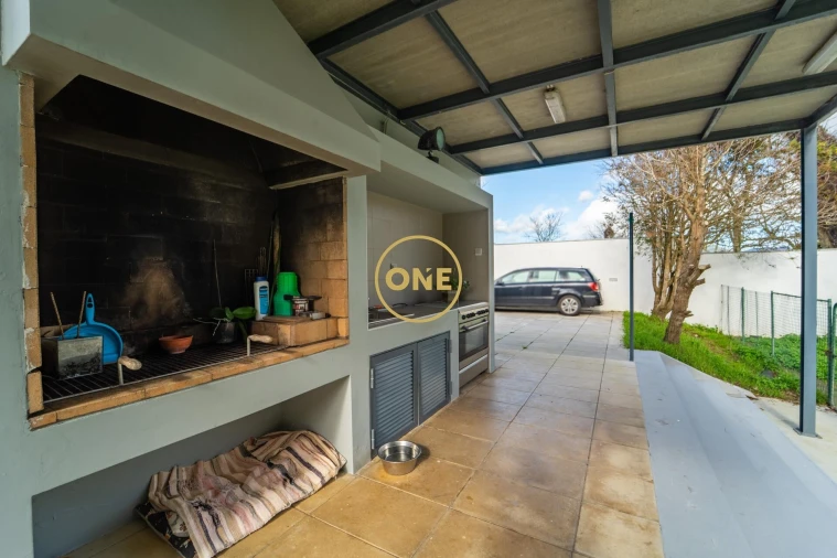 Moradia T5 para Venda em Rosto do Cão (São Roque) Foto 50