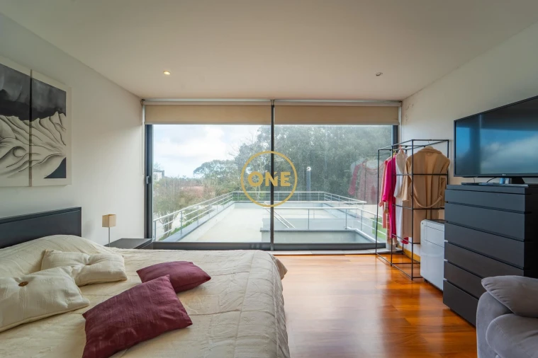 Moradia T5 para Venda em Rosto do Cão (São Roque) Foto 23