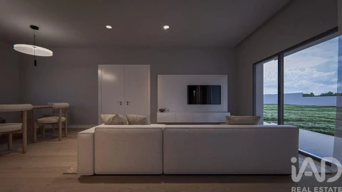 Moradia T4 para Venda em Guia, Ilha e Mata Mourisca