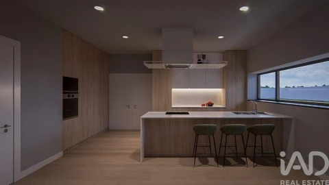 Moradia T4 para Venda em Guia, Ilha e Mata Mourisca