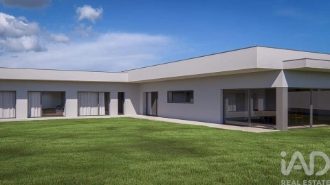 Moradia T4 para Venda em Guia, Ilha e Mata Mourisca