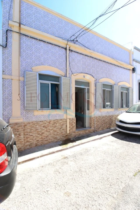 Moradia T2 para Venda em Moncarapacho e Fuseta