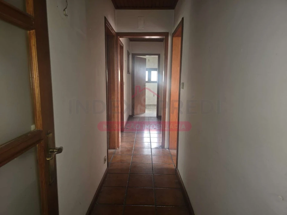 Moradia T4 para Venda em Vila Nova de Monsarros Foto 5