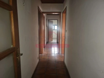 Moradia T4 para Venda em Vila Nova de Monsarros