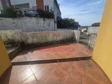 Moradia T4 para Venda em Vila Nova de Monsarros