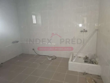 Moradia T4 para Venda em Vila Nova de Monsarros