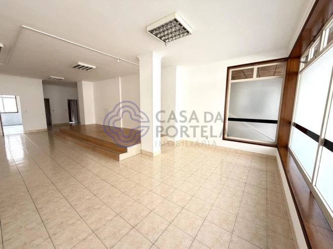 Loja para Venda em Ermesinde Foto 4