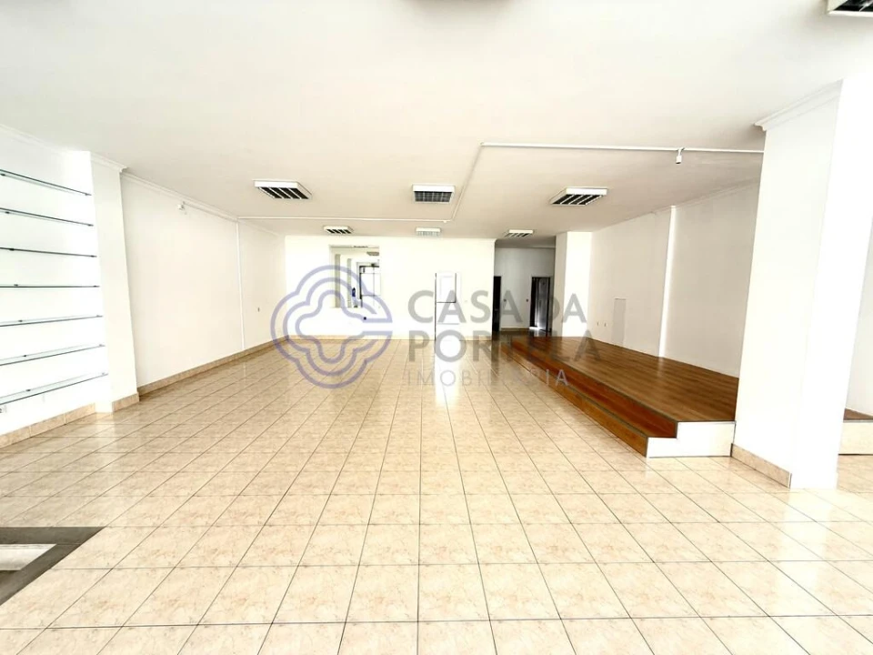 Loja para Venda em Ermesinde Foto 3