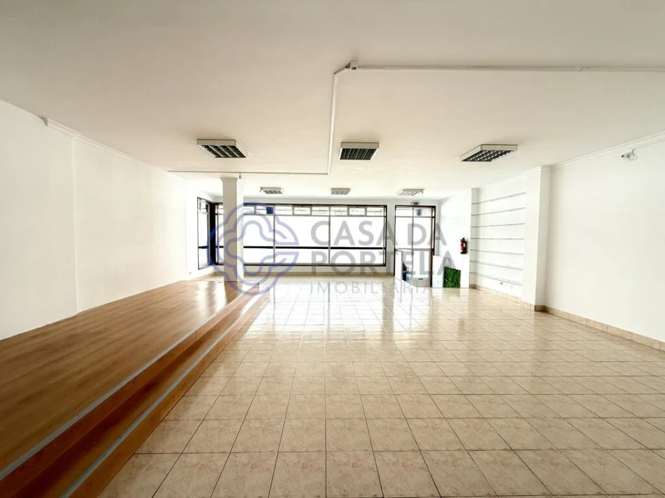 Loja para Venda em Ermesinde Foto 2