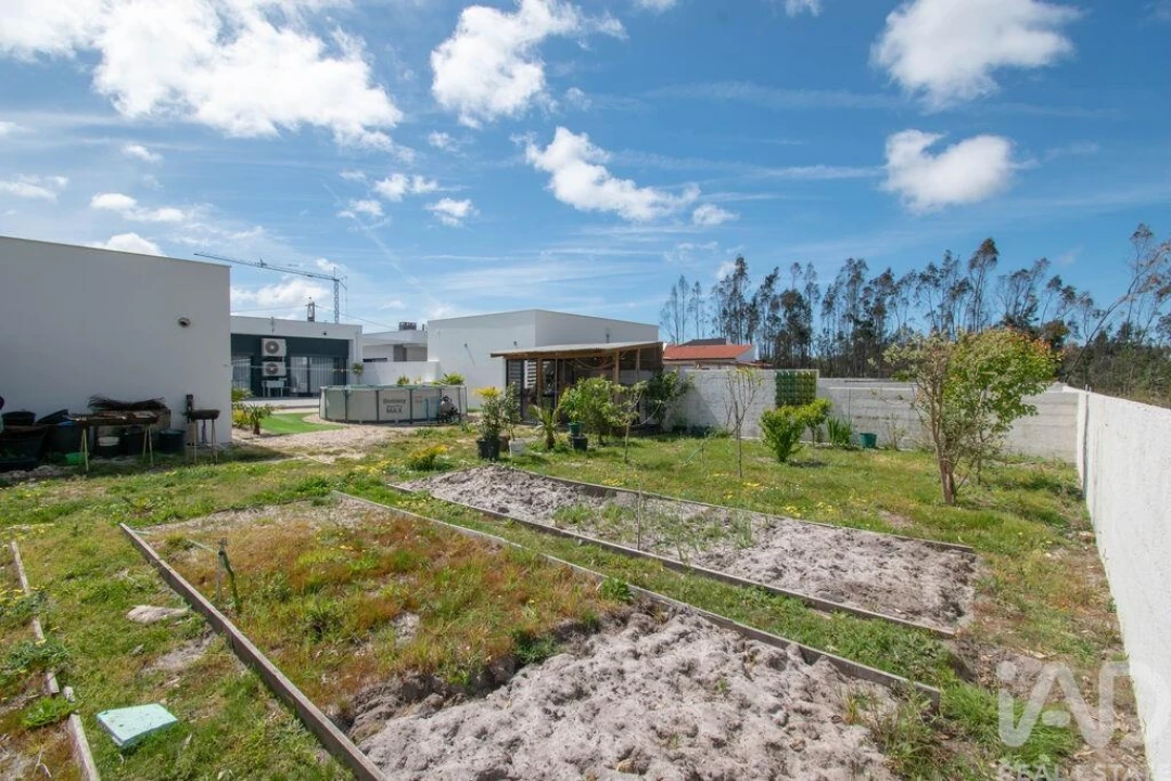 Moradia T3 para Venda em Marinha Grande Foto 29