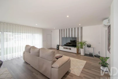 Moradia T3 para Venda em Marinha Grande