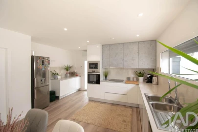 Moradia T3 para Venda em Marinha Grande