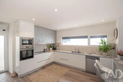 Moradia T3 para Venda em Marinha Grande